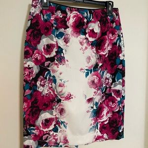 White house black Market Skirt Size 6